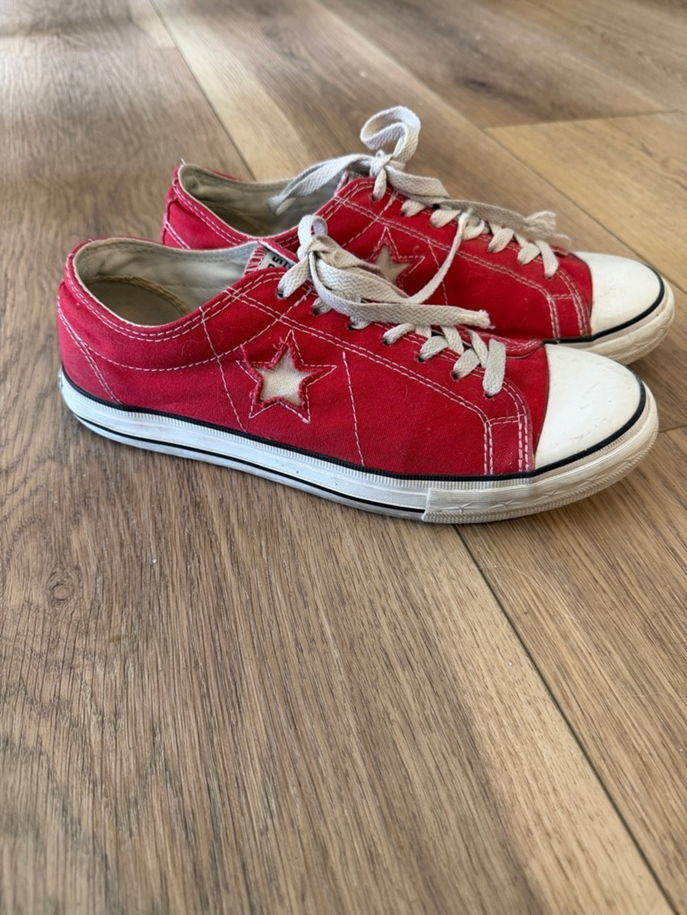 Converse One Star Red Low Top Sneakers Size 10